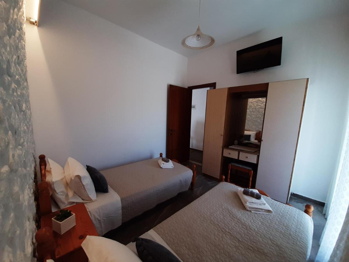 Spiridoula 1 Studios & Apartments Сідарі Екстер'єр фото