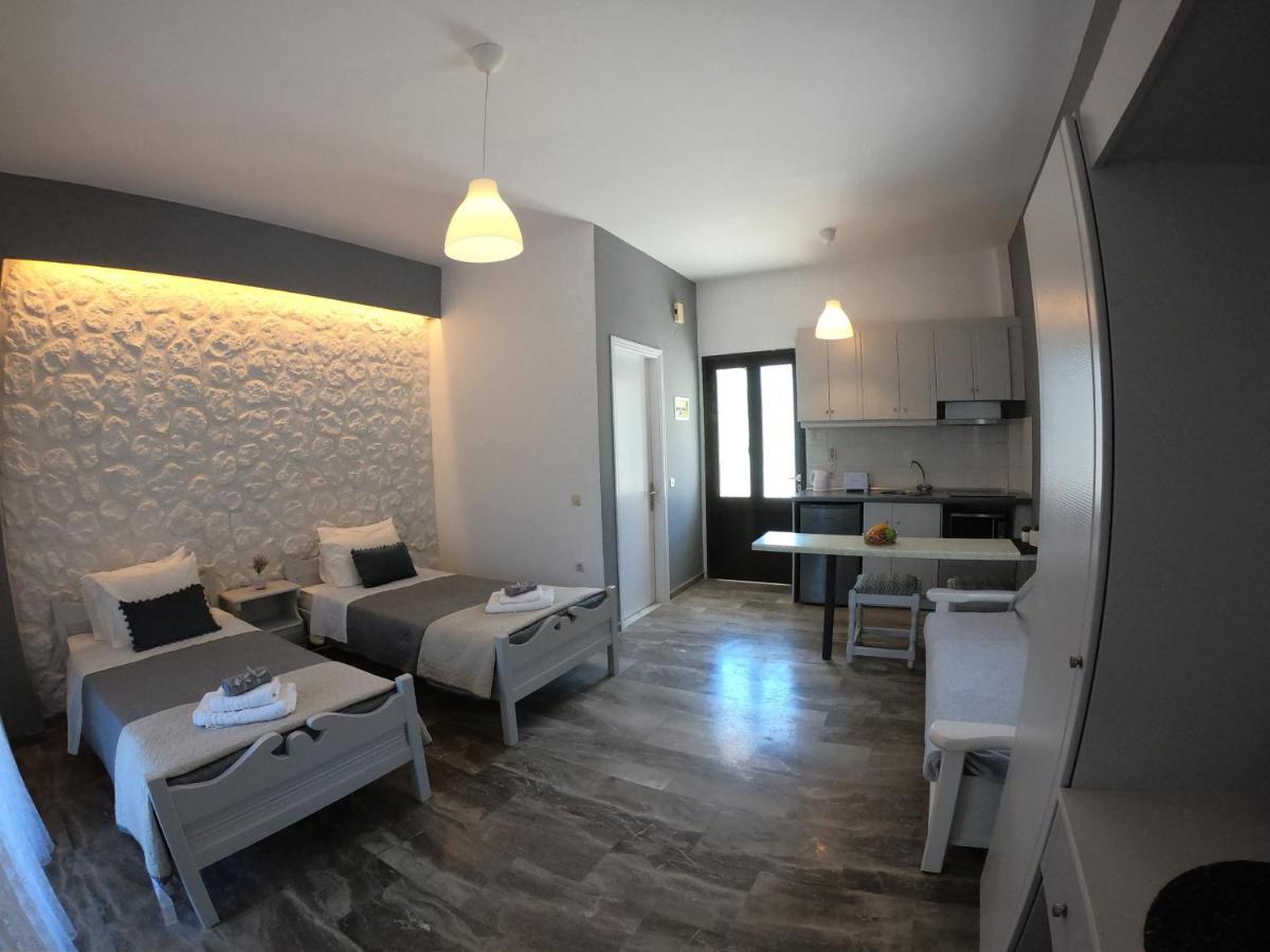 Spiridoula 1 Studios & Apartments Сідарі Екстер'єр фото