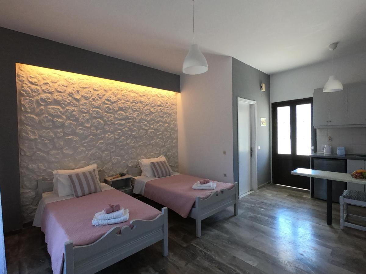 Spiridoula 1 Studios & Apartments Сідарі Екстер'єр фото