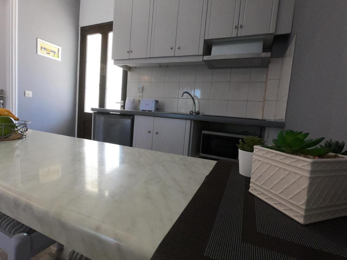 Spiridoula 1 Studios & Apartments Сідарі Екстер'єр фото
